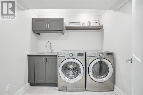 1235 Appleford Lane, Burlington, ON - Indoor Photo Showing Laundry Room