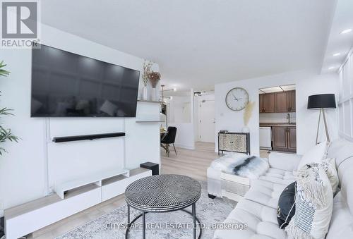 #2110 -115 Hillcrest Ave, Mississauga, ON -  Photo Showing Other Room