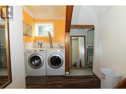 45 White Street, Kitimat, BC - Indoor Photo Showing Laundry Room