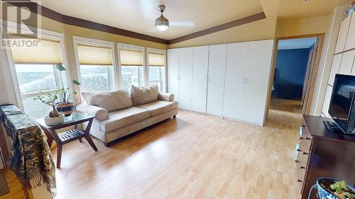 10285 Lily Street, Fort St. John, BC - Indoor Photo Showing Living Room