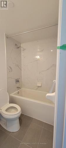 #324 -11750 Ninth Line, Whitchurch-Stouffville, ON - Indoor Photo Showing Bathroom