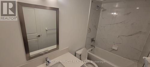 #324 -11750 Ninth Line, Whitchurch-Stouffville, ON - Indoor Photo Showing Bathroom