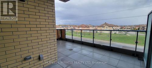 #324 -11750 Ninth Line, Whitchurch-Stouffville, ON - Outdoor