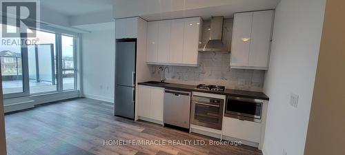 #324 -11750 Ninth Line, Whitchurch-Stouffville, ON - Indoor Photo Showing Kitchen