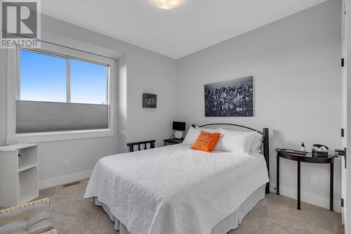 2575 Eagle Ridge Drive Unit# 1, West Kelowna, BC - Indoor Photo Showing Bedroom