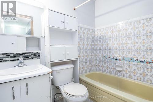 #264 -100 Brownleigh Ave, Welland, ON - Indoor Photo Showing Bathroom