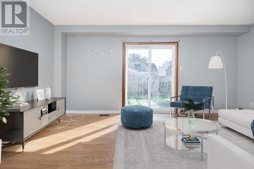 #264 -100 Brownleigh Ave, Welland, ON - Indoor Photo Showing Living Room