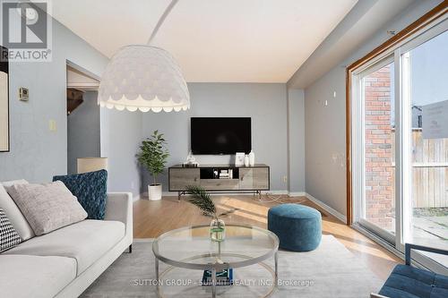264 - 100 Brownleigh Avenue, Welland, ON - Indoor Photo Showing Living Room