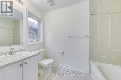 3941 Koenig Road, Burlington, ON - Indoor Photo Showing Bathroom