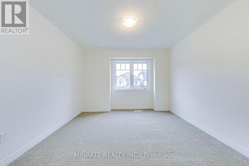 3945 Leonardo St, Burlington, ON - Indoor Photo Showing Other Room