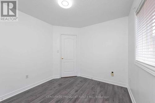 3422 Fountain Park Avenue, Mississauga, ON - Indoor Photo Showing Other Room