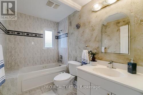 1236 Fleet Street, Mississauga, ON - Indoor Photo Showing Bathroom