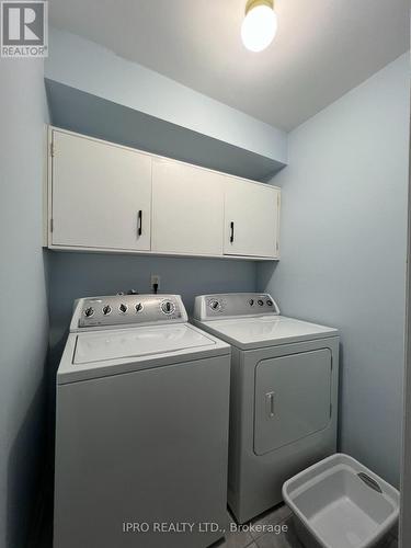 73 Gatwick Drive, Oakville, ON - Indoor Photo Showing Laundry Room