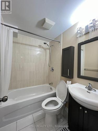 73 Gatwick Drive, Oakville, ON - Indoor Photo Showing Bathroom