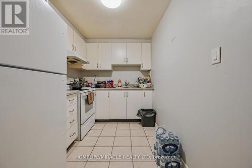 68 Merganser Crescent, Brampton, ON - Indoor Photo Showing Kitchen
