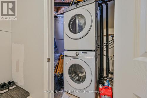68 Merganser Cres, Brampton, ON - Indoor Photo Showing Laundry Room
