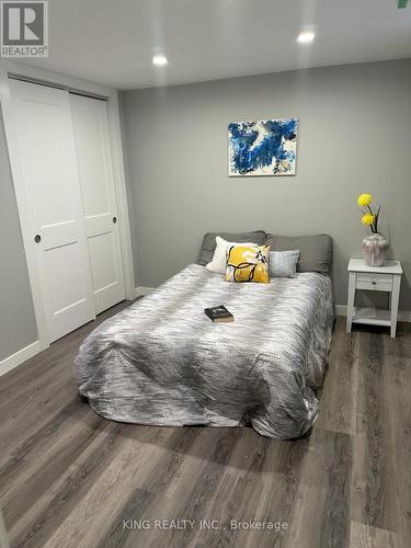7 Sherbourne St, St. Catharines, ON - Indoor Photo Showing Bedroom
