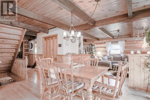 86 Four Points Road, Kawartha Lakes, ON - Indoor Photo Showing Dining Room