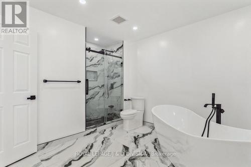 17 Sleepy Hollow Lane, Whitchurch-Stouffville, ON - Indoor Photo Showing Bathroom