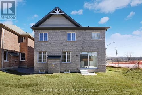 31 Silverstone Cres, Georgina, ON - Outdoor With Exterior