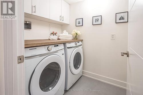 2008 - 175 Cumberland Street, Toronto, ON - Indoor Photo Showing Laundry Room