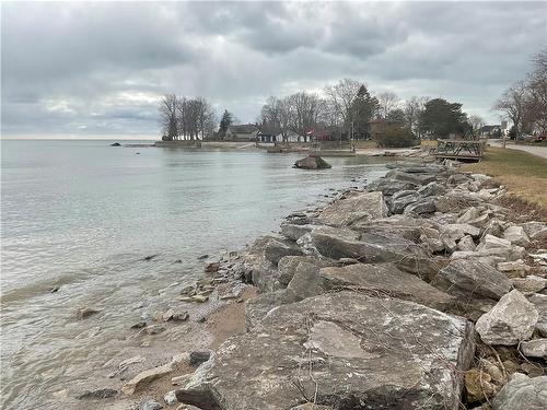 Shoreline - 325 Bluewater Parkway, Haldimand County, ON - Outdoor With Body Of Water With View