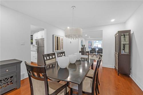 29 Jerome Park Drive, Dundas, ON - Indoor Photo Showing Dining Room