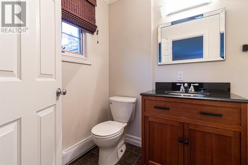 33 Maple Street, Conception Bay South, NL - Indoor Photo Showing Bathroom