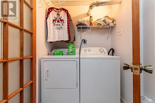 33 Maple Street, Conception Bay South, NL - Indoor Photo Showing Laundry Room