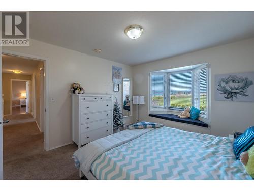 1033 Westminster Avenue E, Penticton, BC - Indoor Photo Showing Bedroom