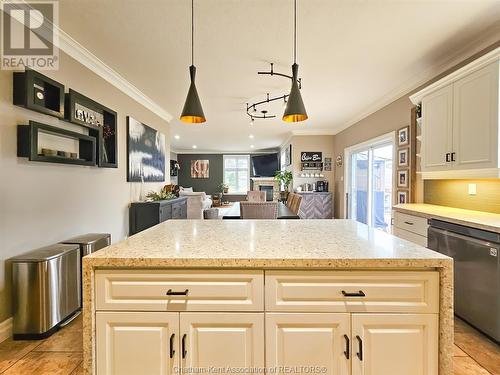 16 Towerline Street, Delaware Town, ON - Indoor Photo Showing Kitchen