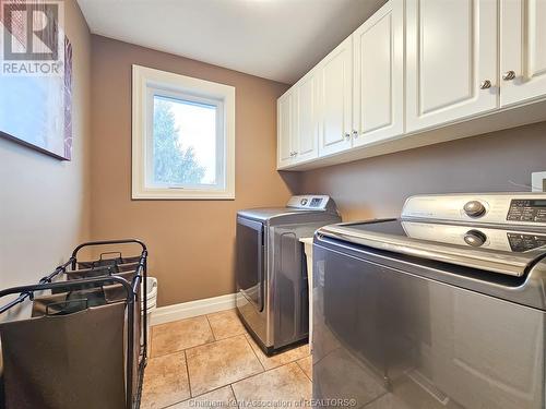 16 Towerline Street, Delaware Town, ON - Indoor Photo Showing Laundry Room
