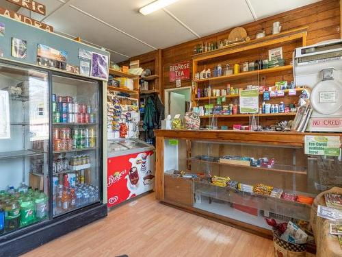 3705 Riverview Ave, Lytton, BC - Indoor