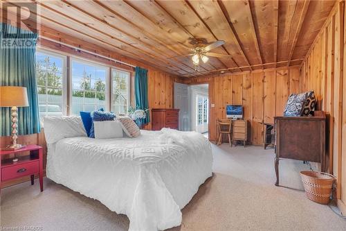 Second unit - 126 Sunset Drive, Kincardine Twp, ON - Indoor Photo Showing Bedroom