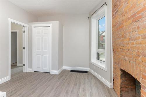 291 Emerald Street N|Unit #Main, Hamilton, ON - Indoor Photo Showing Other Room