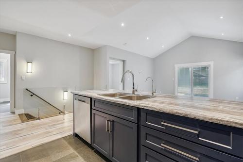140 Lafayette Street E, Jarvis, ON - Indoor Photo Showing Kitchen With Double Sink