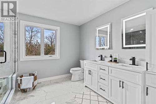 Primary Ensuite - 90 10Th Street Se, Chesley, ON - Indoor Photo Showing Bathroom