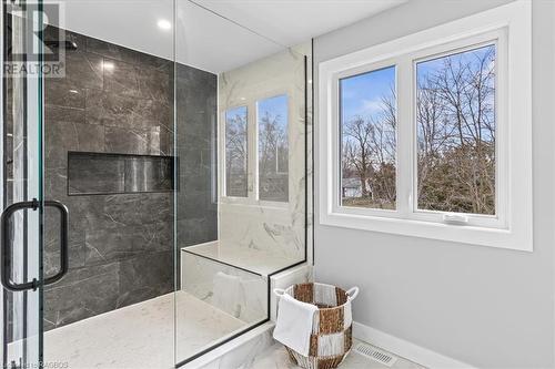 Large tiled shower - 90 10Th Street Se, Chesley, ON - Indoor Photo Showing Bathroom