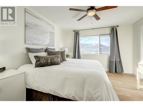 2695 Dafoe Street, Penticton, BC - Indoor Photo Showing Bedroom