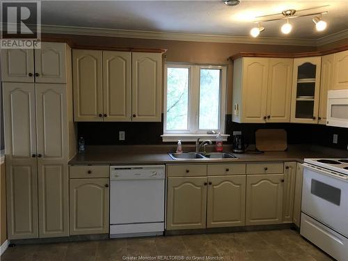 15 Tiffany Ave, Bouctouche, NB - Indoor Photo Showing Kitchen With Double Sink