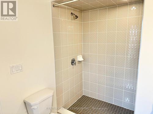 43 Beretta Street, Tillsonburg, ON - Indoor Photo Showing Bathroom