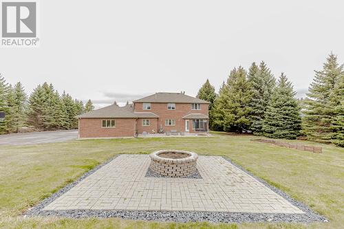 2 Currie Drive, Puslinch, ON - Outdoor