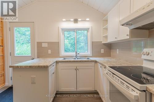 3 George Street, Saugeen Shores, ON - Indoor Photo Showing Kitchen With Double Sink