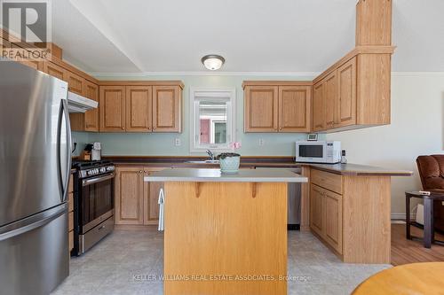43 Water St, Puslinch, ON - Indoor Photo Showing Kitchen With Stainless Steel Kitchen