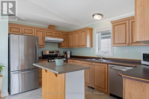 43 Water St, Puslinch, ON - Indoor Photo Showing Kitchen With Stainless Steel Kitchen With Double Sink