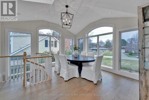 551 Cochise Crescent, Mississauga, ON - Indoor Photo Showing Dining Room