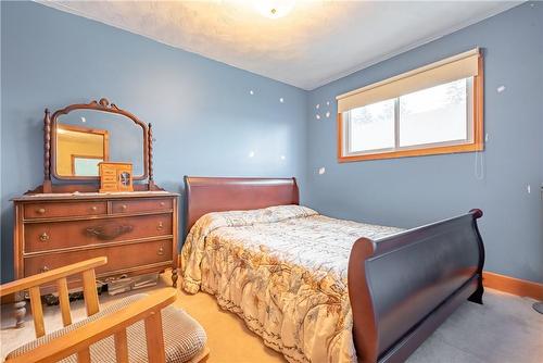 3 Phelps Avenue, Grimsby, ON - Indoor Photo Showing Bedroom