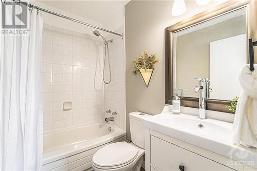 106 Redpath Road, Carleton Place, ON - Indoor Photo Showing Bathroom