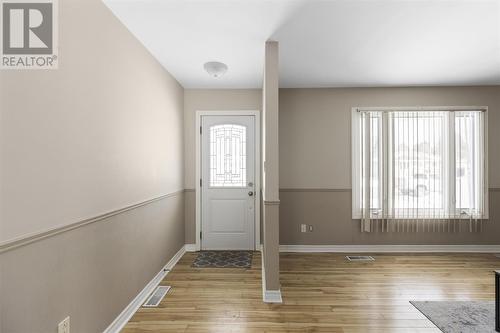 25 South Market St, Sault Ste. Marie, ON - Indoor Photo Showing Other Room