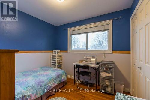 646 Bridge Street E, Belleville, ON - Indoor Photo Showing Bedroom